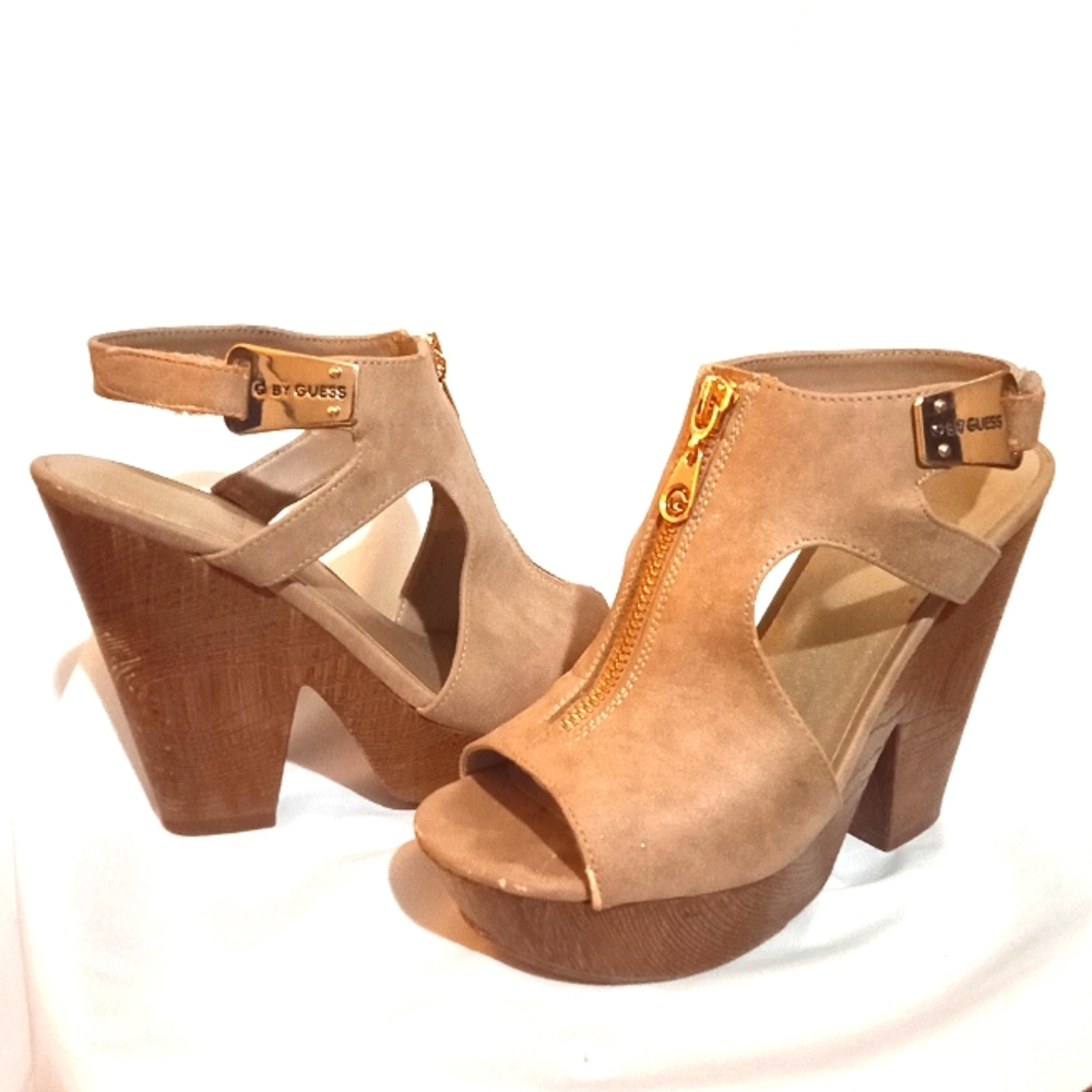 G by Guess size 6.5 tan